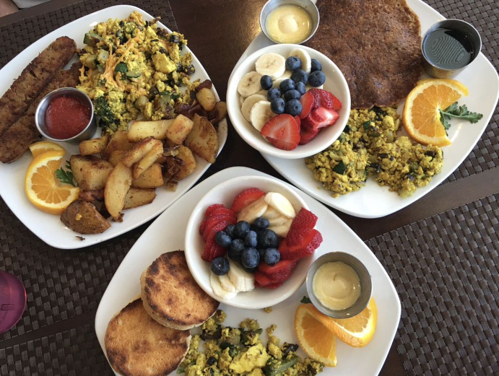 Violette S Vegan Organic Cafe And Juice Bar Vegansbaby Violette S Vegan Is A Restaurant In Las Vegas Serving Organic Made From
