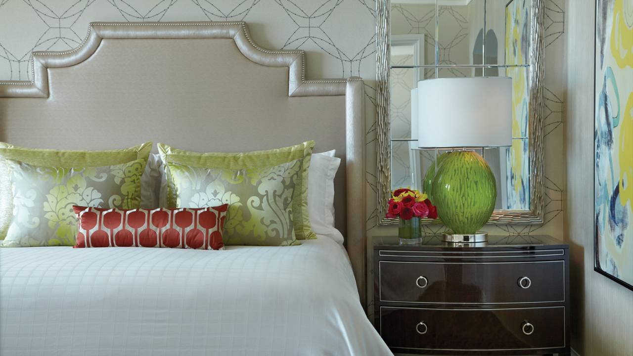 Looking for a hotel room in Las Vegas? Check out the luxury at Four Seasons on the South Strip. For more hotel information in Las Vegas, visit www.vegansbaby.com/vegansbaby2018
