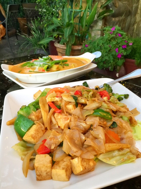 Although no specific vegan menu, Pin Kaow has delicious vegan Thai food, and a large variety of options which can be tweaked to be vegan. For more vegan dining options in Las Vegas, visit www.vegansbaby.com/vegansbaby2018