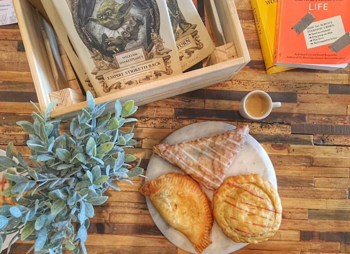 Coffee shops with vegan options in Las Vegas include Joe Maxx. For other vegan eating in Las Vegas, visit www.vegansbaby.com/vegansbaby2018
