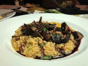 Looking for vegan options at a Las Vegas steakhouse? Twin Creeks in Silverton Casino has a whole menu. For more vegan dining, visit www.vegansbaby.com/vegansbaby2018