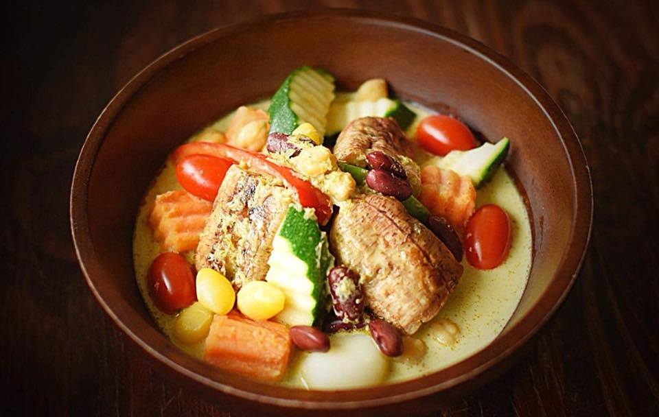 10 vegan restaurants to try in Bangkok, Thailand. For more vegan dining guides around the world, visit www.vegansbaby.com/vegansbaby2018