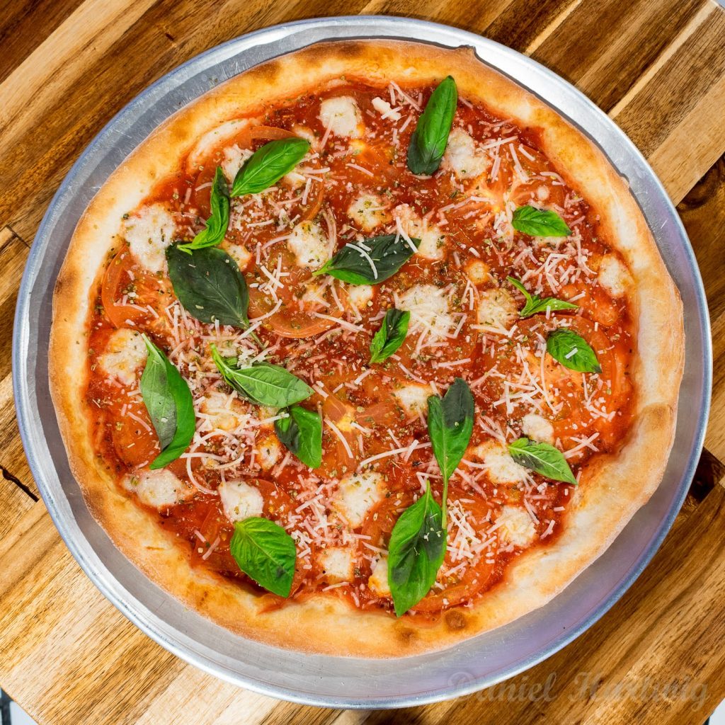 IDK Pizza has added a vegan menu with pizza, raviolis, and more! For more vegan dining options in Las Vegas, visit www.vegansbaby.com