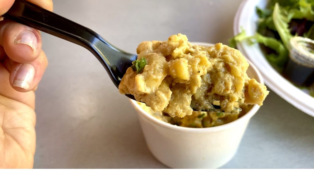 Celebrate National Mac and Cheese Day with vegan mac and cheese from these vegan restaurants in Las Vegas. For more vegan options in Las Vegas, visit www.vegansbaby.com